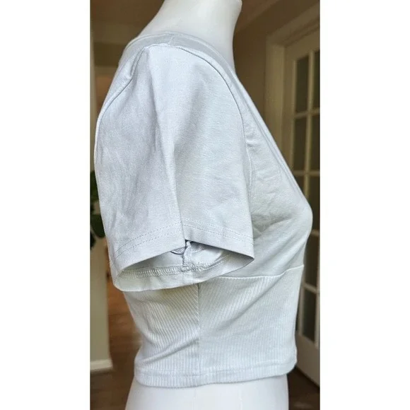 Puma Women's Classic Structured Crop Basic T-shirt Blue Size M - Picture 5 of 11